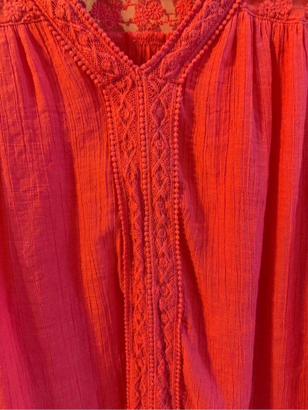 new directions Coral Lace Yoke V-Neck Peasant Tunic - Picture 4 of 9